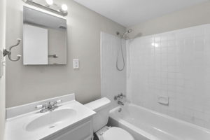 1310 Pendleton St, Alexandria, VA 22314, USA Photo 31