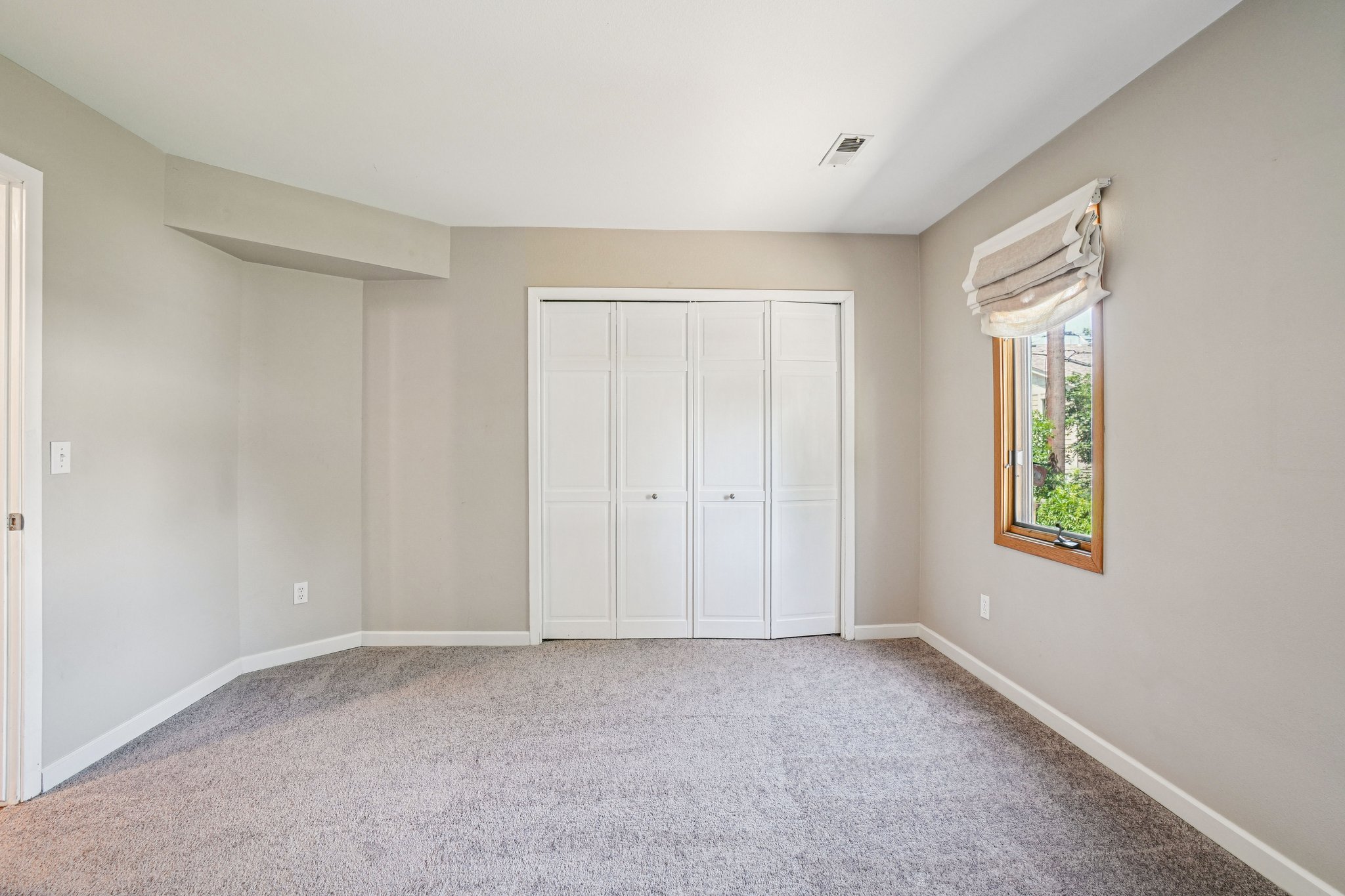 S Monaco Pkwy-1906-017.jpg