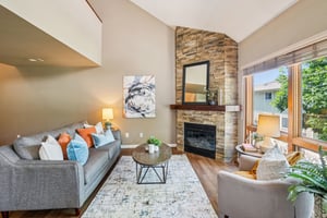 S Monaco Pkwy-1906-007.jpg