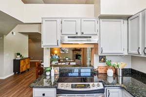 S Monaco Pkwy-1906-012.jpg