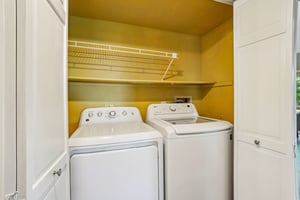 S Monaco Pkwy-1906-014.jpg