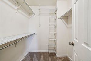 S Monaco Pkwy-1906-023.jpg