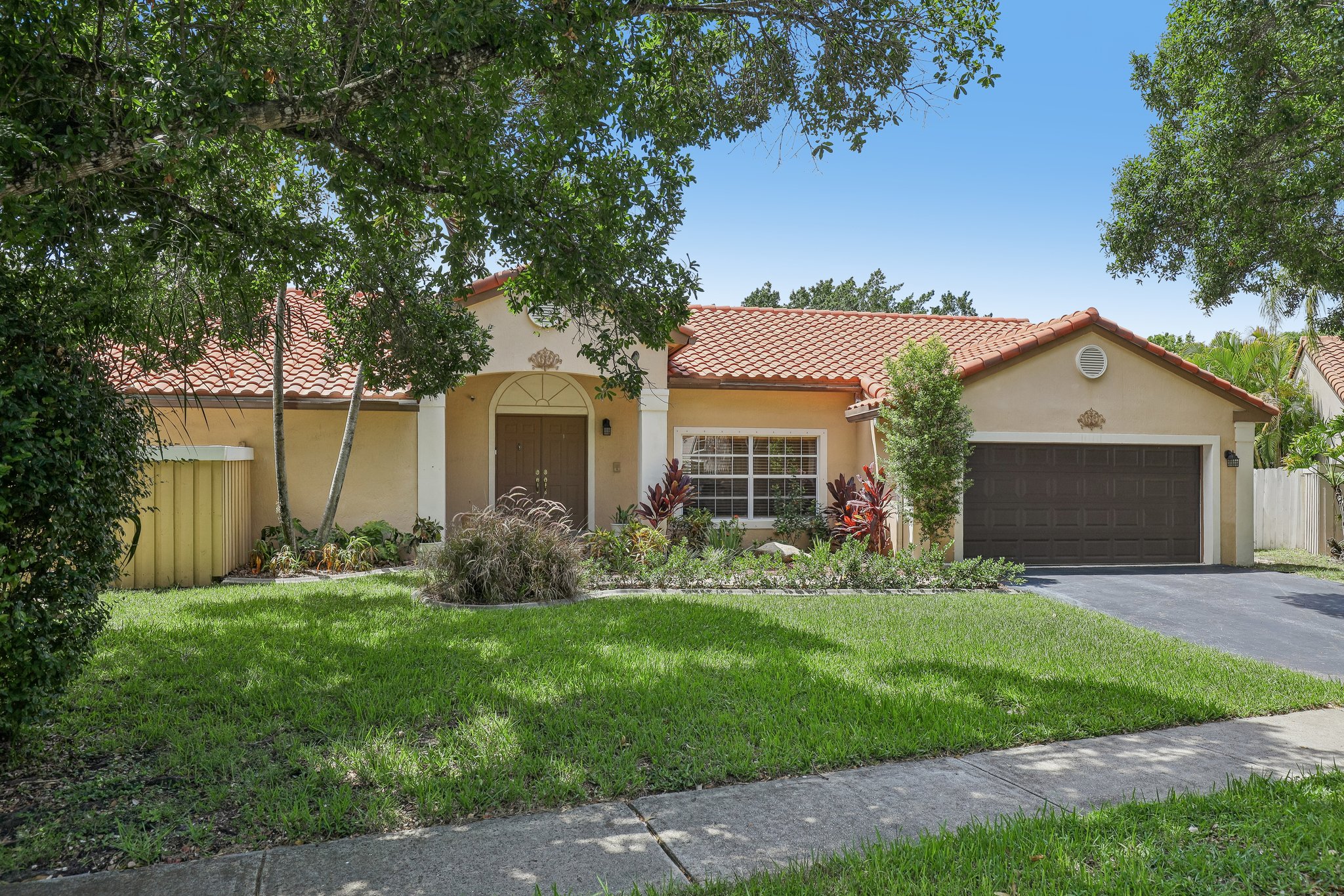 NW 11th Dr-S1206-003.jpg
