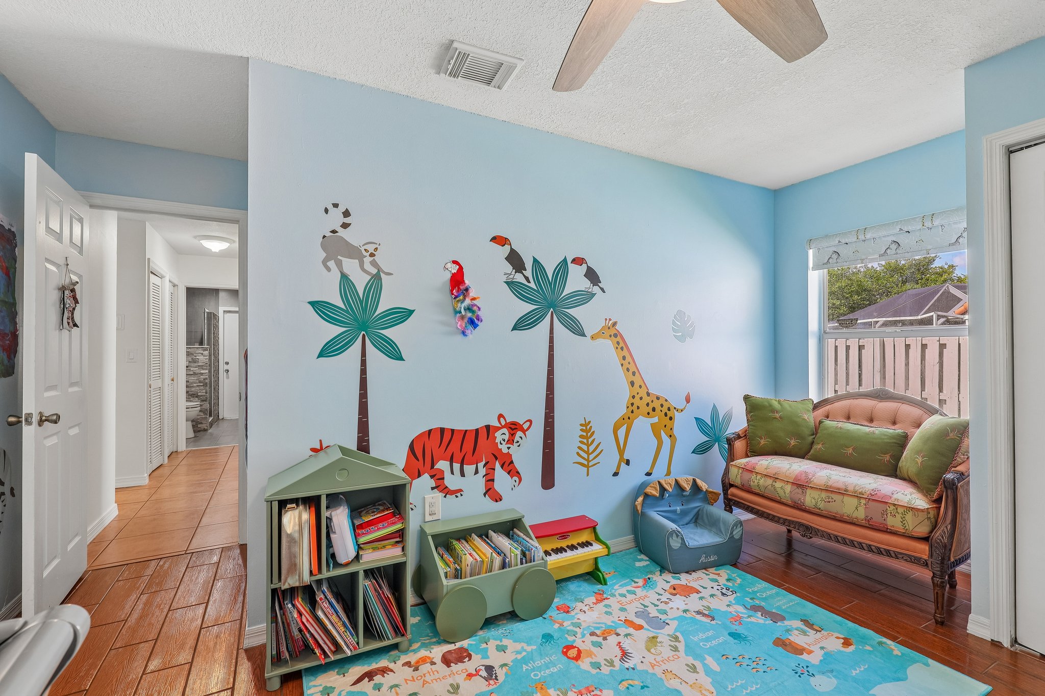 NW 11th Dr-S1206-034.jpg