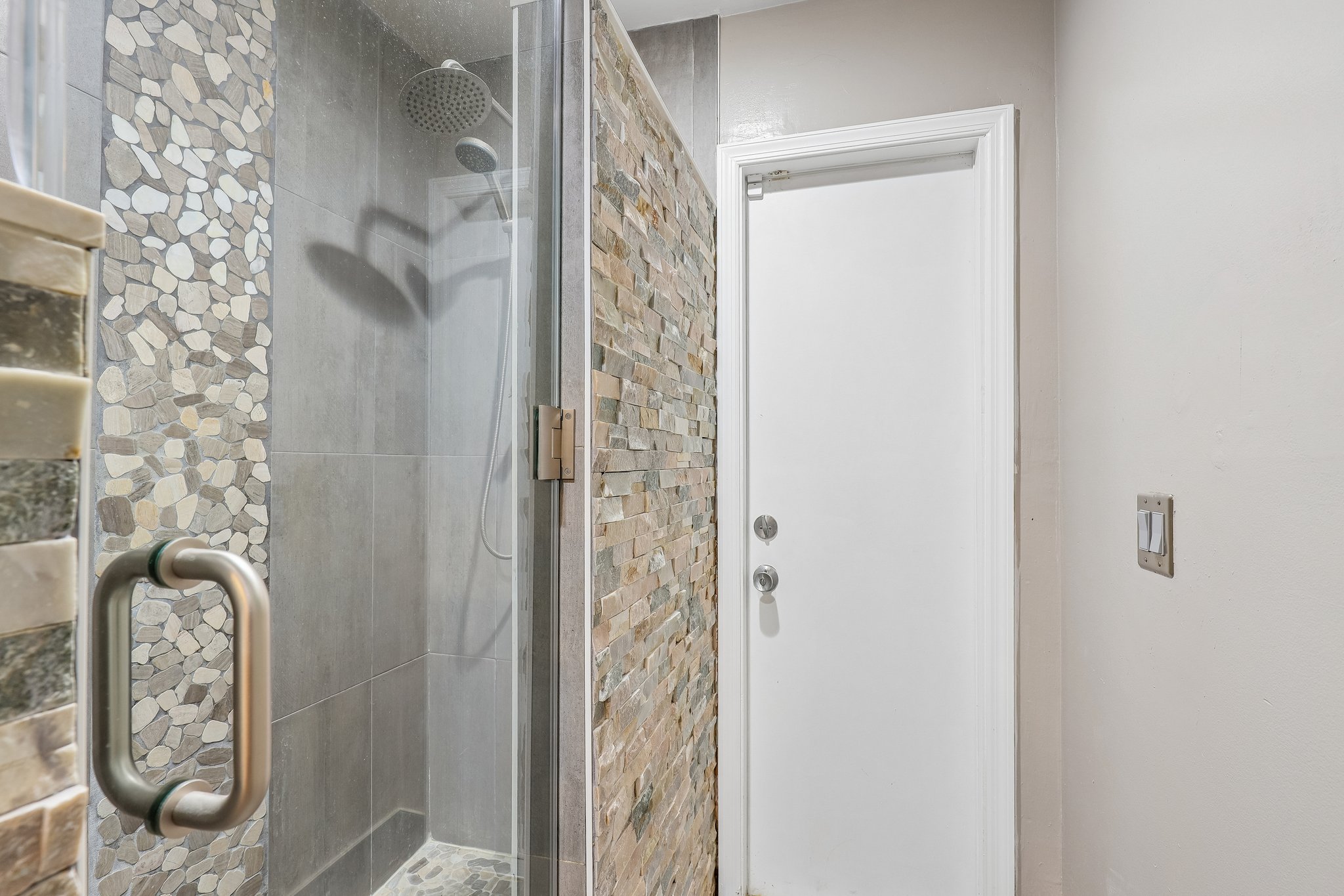 NW 11th Dr-S1206-039.jpg