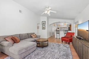 NW 11th Dr-S1206-012.jpg
