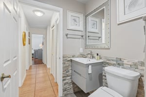 NW 11th Dr-S1206-038.jpg