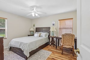 NW 11th Dr-S1206-040.jpg