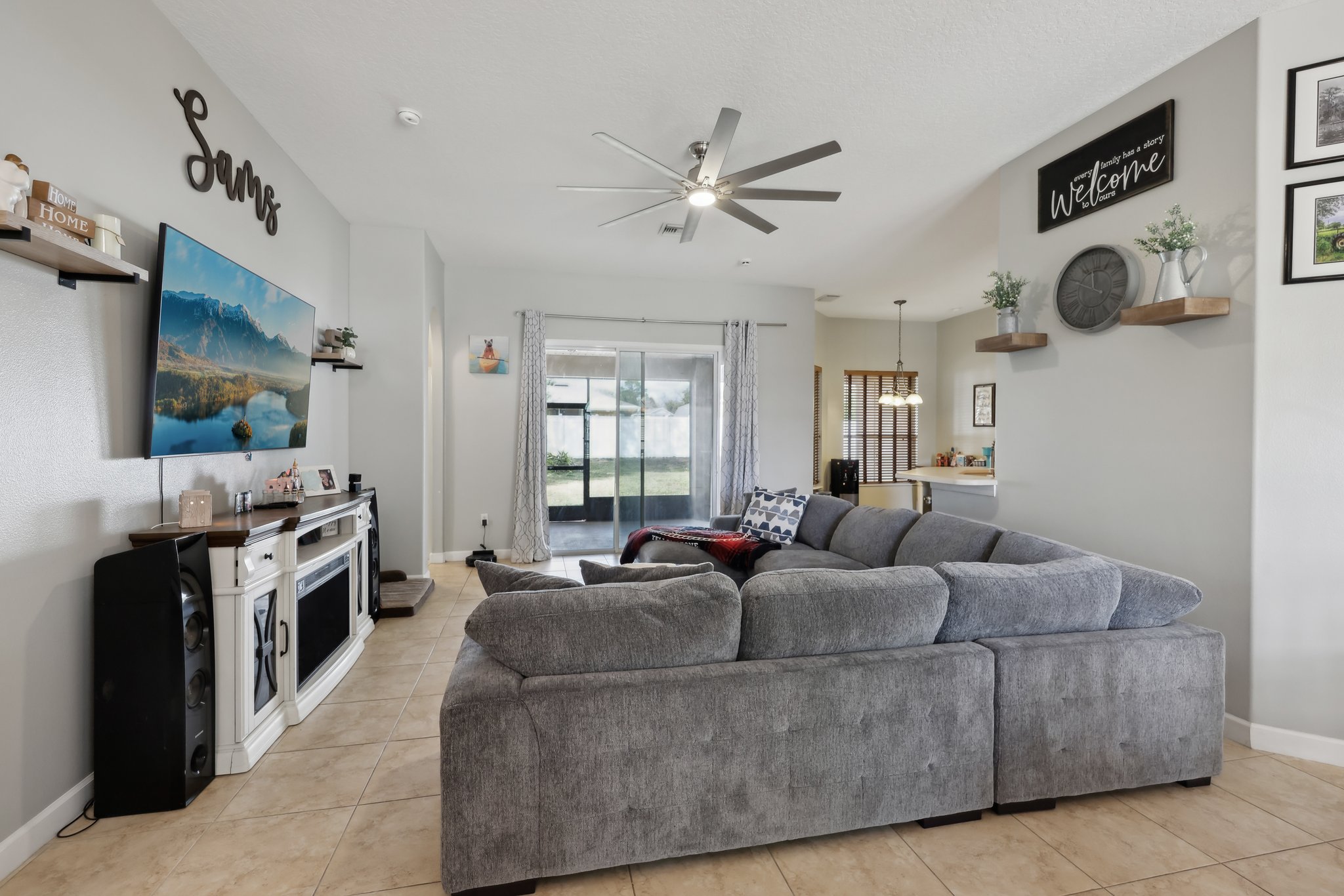 Biscayne Dr-005.jpg