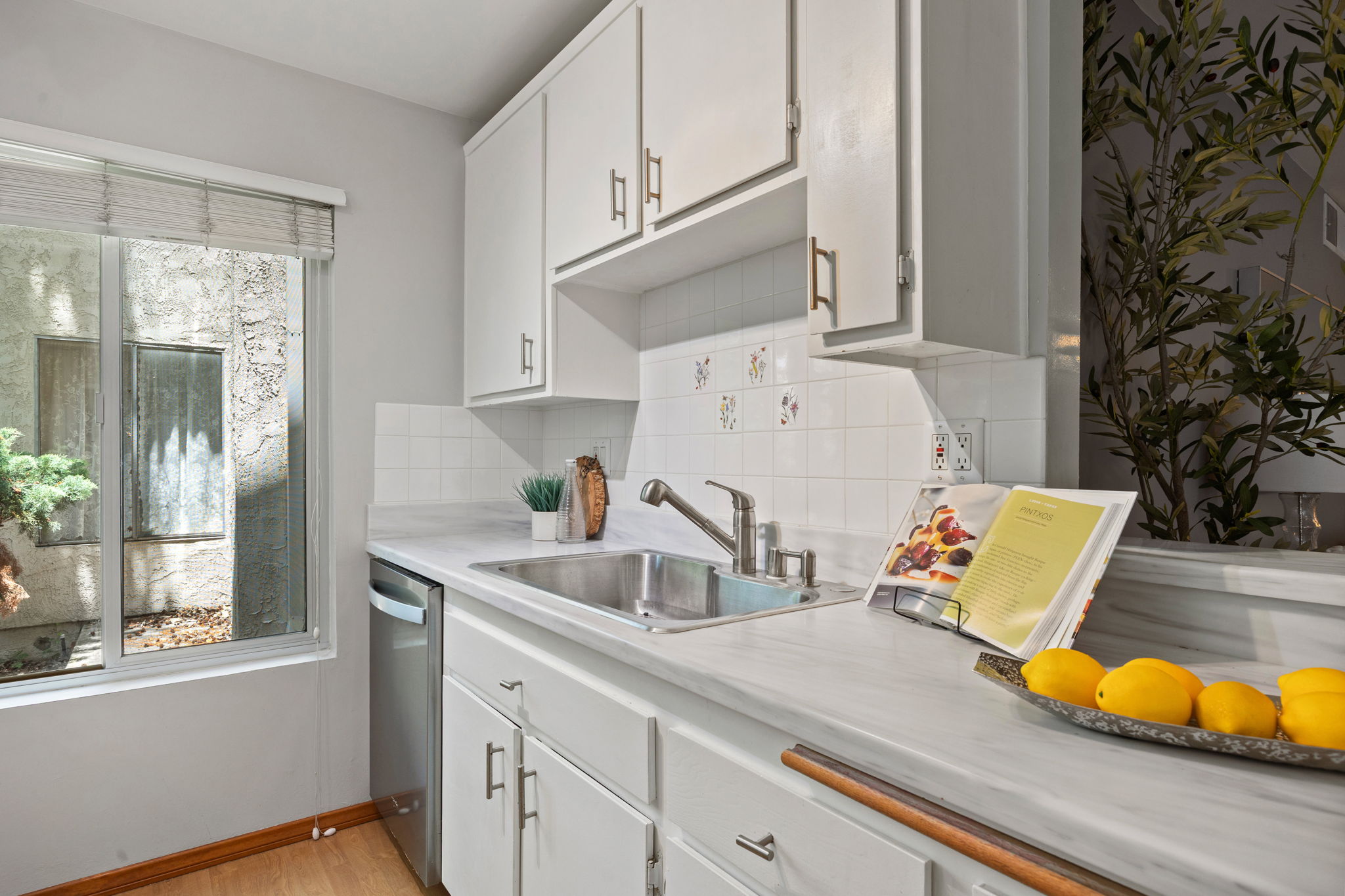 13102 Summertime Lane-19