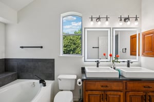 Appaloosa Chase Dr-L0310-035.jpg