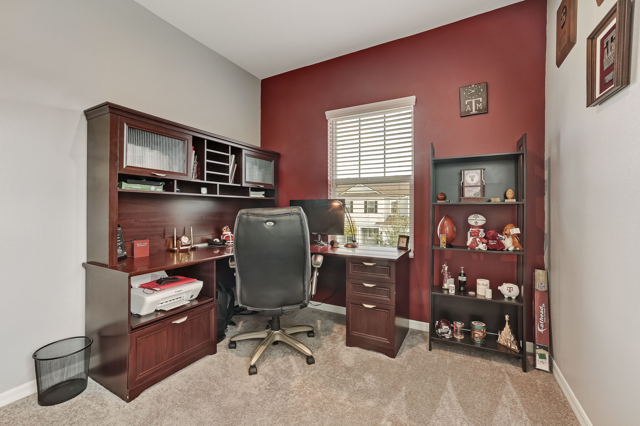Bedroom/Office