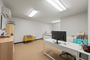  Photo 25