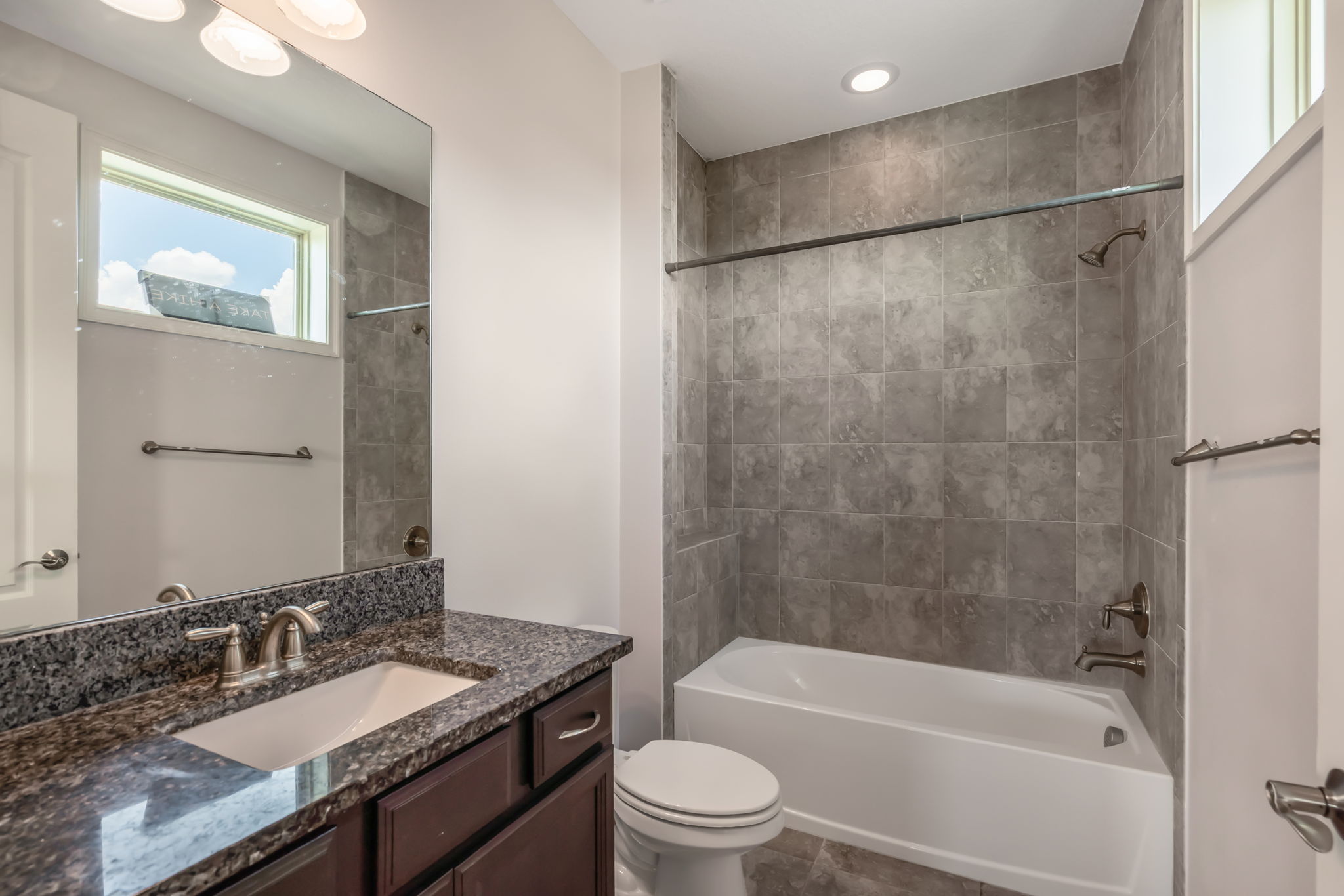 En suite Bathroom