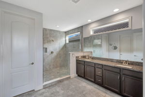 Master Bath 2