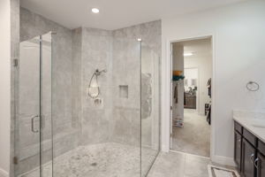 Master Bathroom 1 floor 1