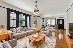 006 - Living Room