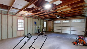  Photo 48
