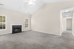  Photo 0
