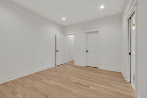  Photo 37