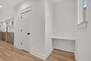  Photo 42