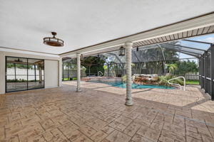Lanai 1 of 2