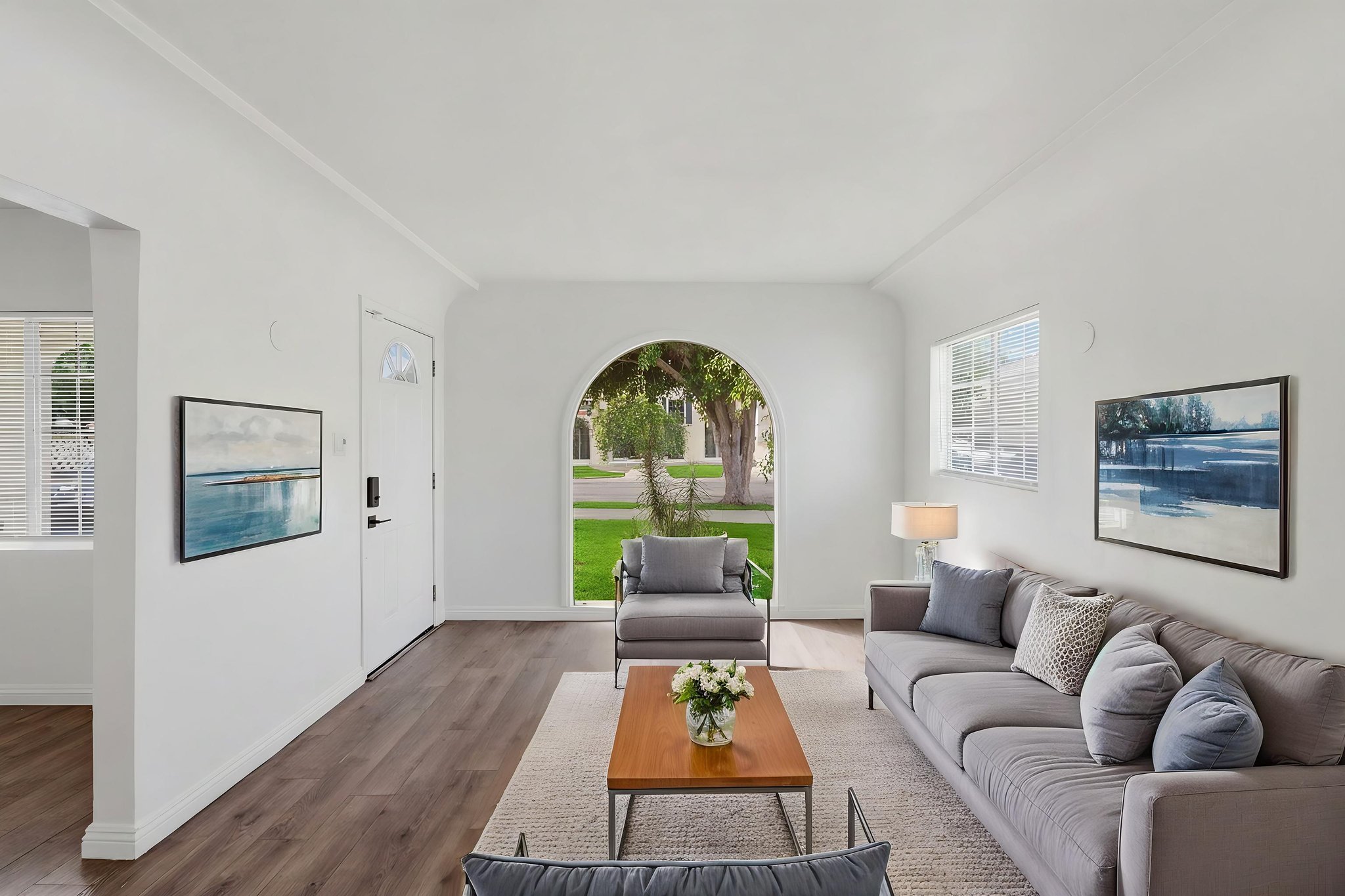 CYB02247_autoremove_24514406_grass_c26dab5a virtually staged.jpeg