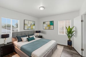 CYB02310 virtually staged.jpeg