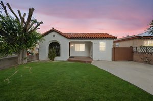 CYB02442_autoremove_24525487_grass_56c6593f day to dusk.jpeg