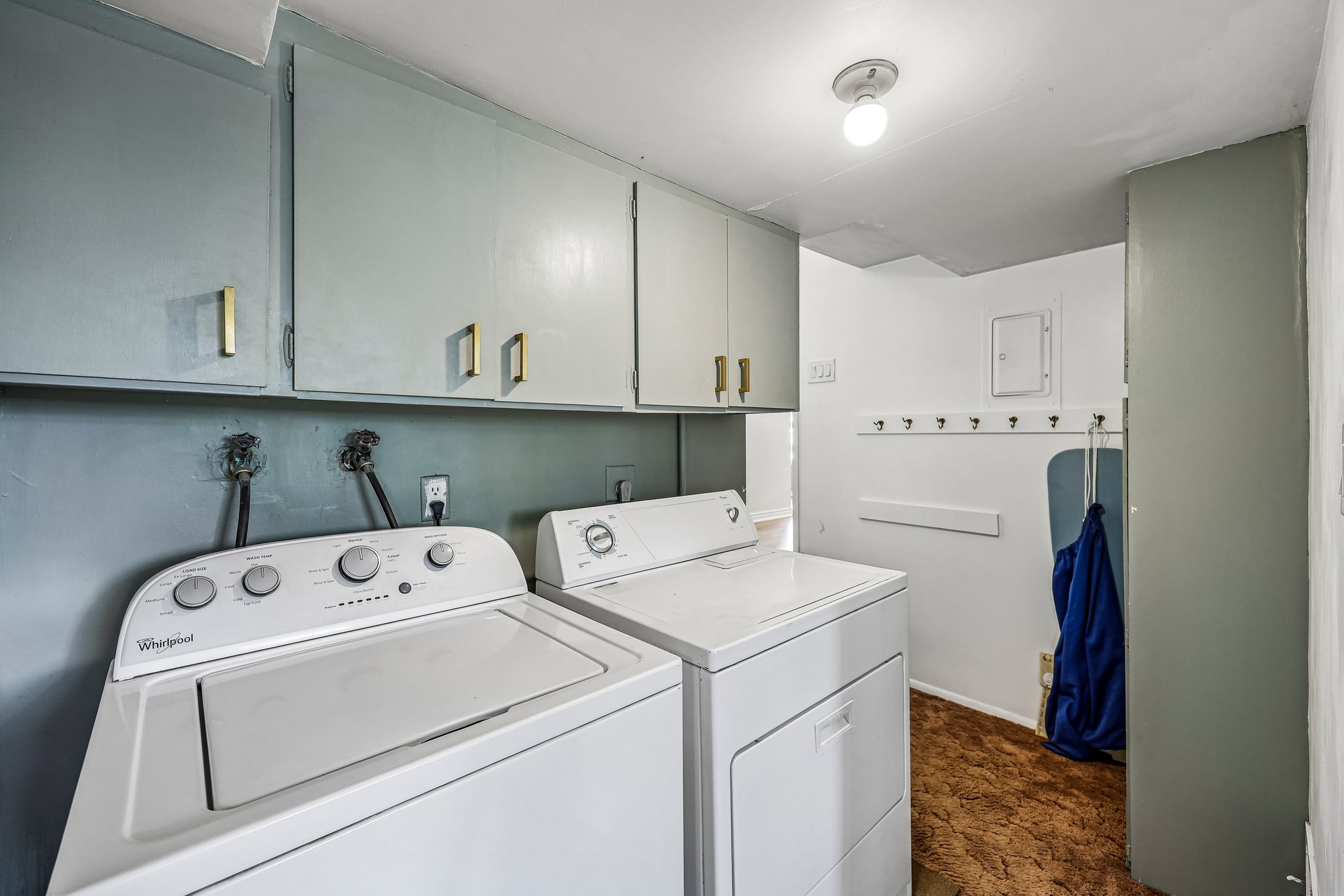 W Varden Way-S2210-020.jpg