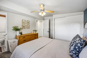 W Varden Way-S2210-018.jpg