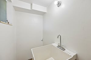 W Varden Way-S2210-023.jpg
