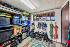 W Varden Way-S2210-025.jpg
