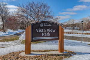  13112 Circle Dr, Burnsville, MN 55337, US Photo 29