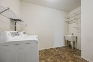  Photo 37