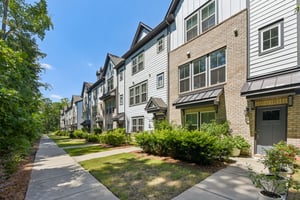Simoneaux Ln-S2508-003.jpg