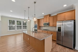 Simoneaux Ln-S2508-012.jpg