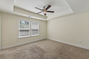 Simoneaux Ln-S2508-020.jpg