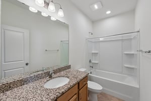 Simoneaux Ln-S2508-026.jpg