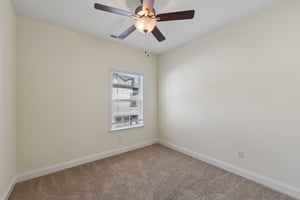 Simoneaux Ln-S2508-029.jpg