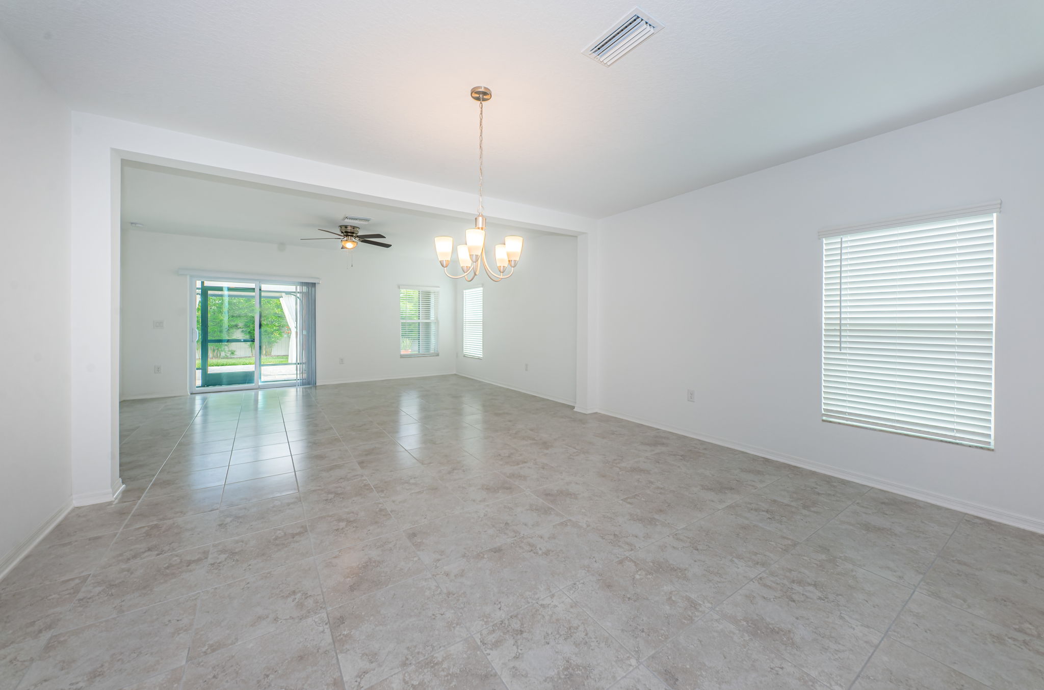 Dining Room2-3