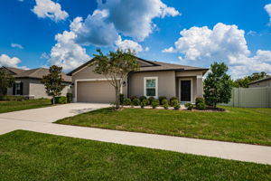 Front Exterior44