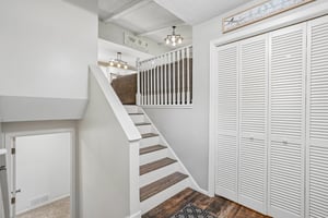 Jackson St NE-S2409-006.jpg