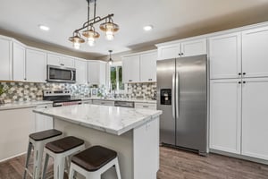 Jackson St NE-S2409-013.jpg