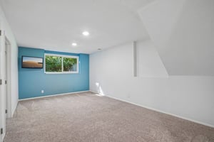 Jackson St NE-S2409-024.jpg