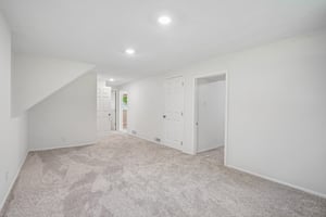 Jackson St NE-S2409-026.jpg