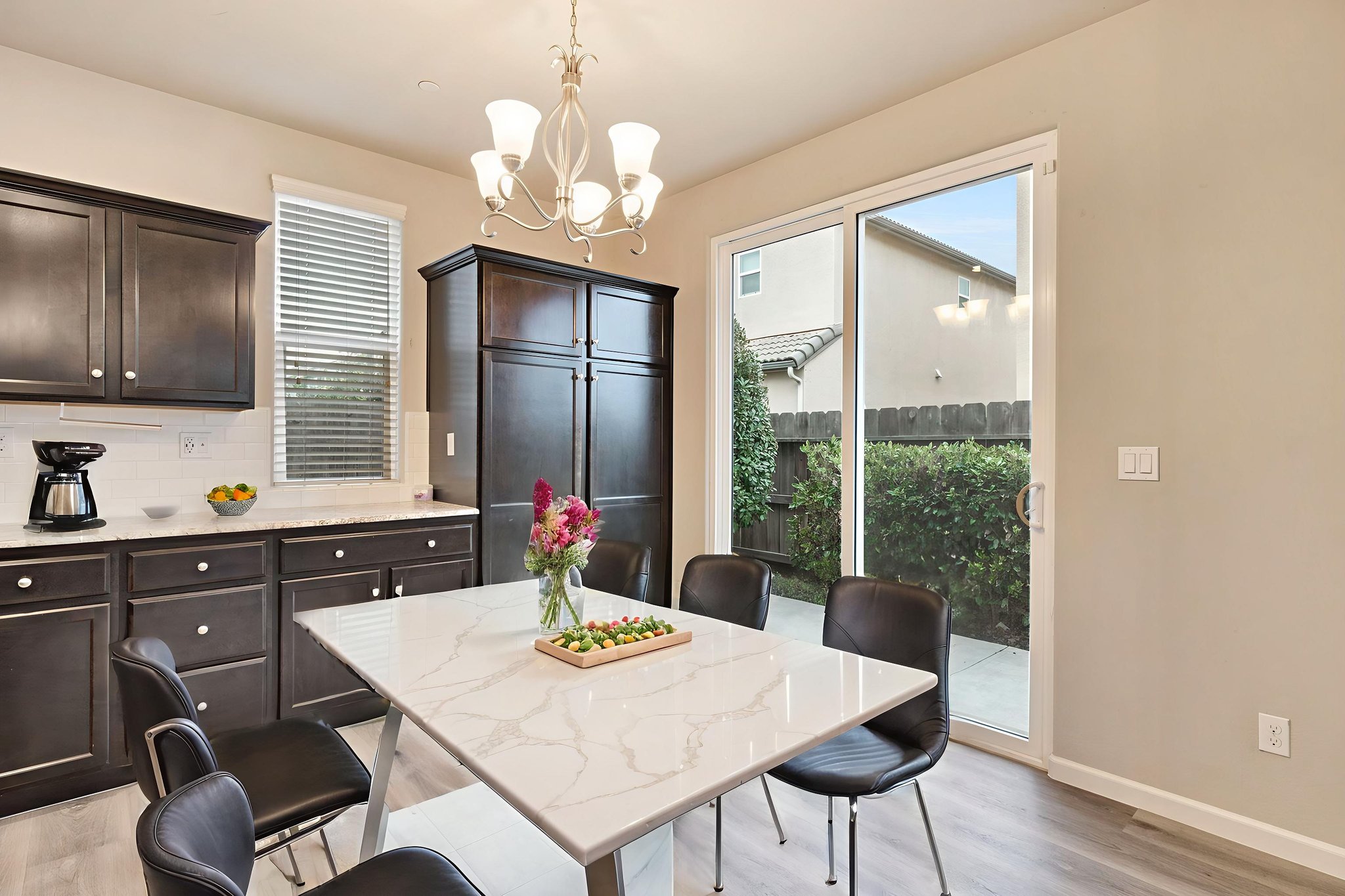 DSC01842_3_4_6 virtually staged.jpeg