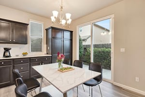 DSC01842_3_4_6 virtually staged.jpeg