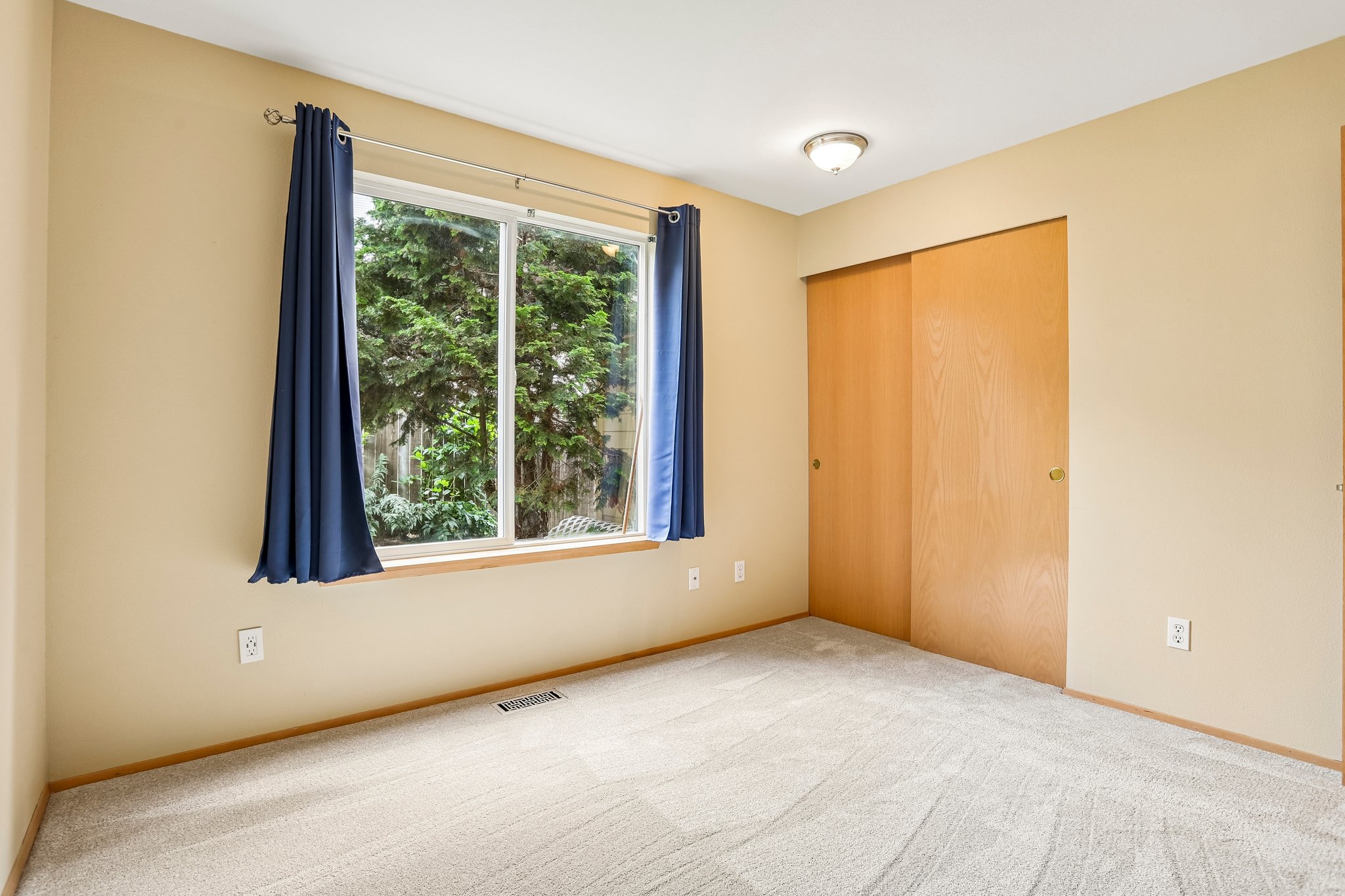 SE 223rd Ct-S0207-022.jpg