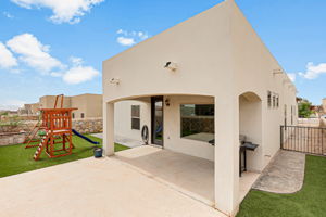  Photo 0